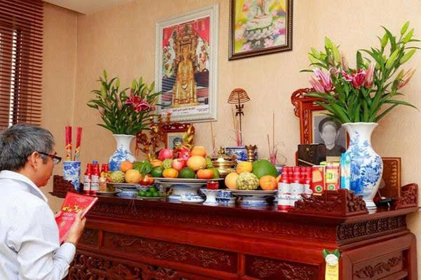an nhập hương linh lên bàn thờ gia tiên