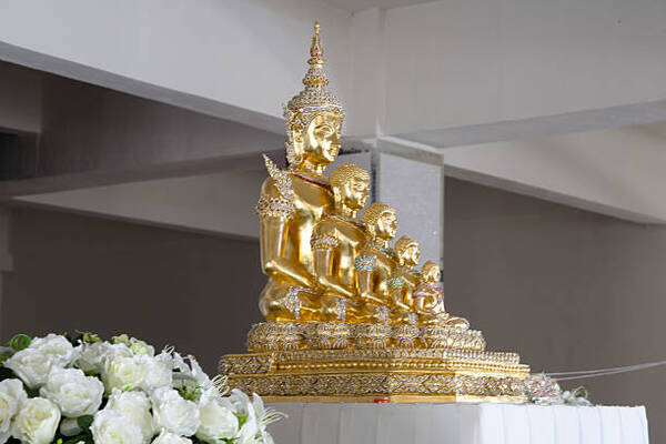 bàn thờ phật trong đám tang