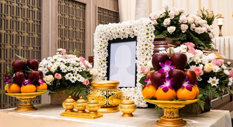 NGUYÊN TẮC TRANG TRÍ BÀN THỜ TANG LỄ CẦN NẮM
