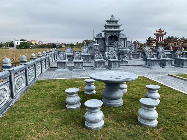 bố trí lăng mộ trong nghĩa trang