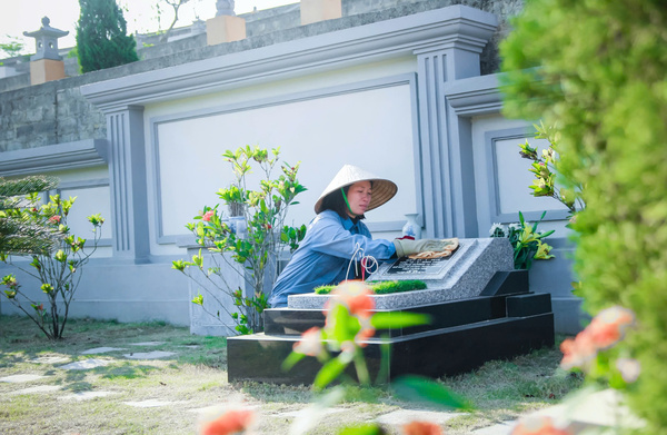 cách chăm sóc mộ phần