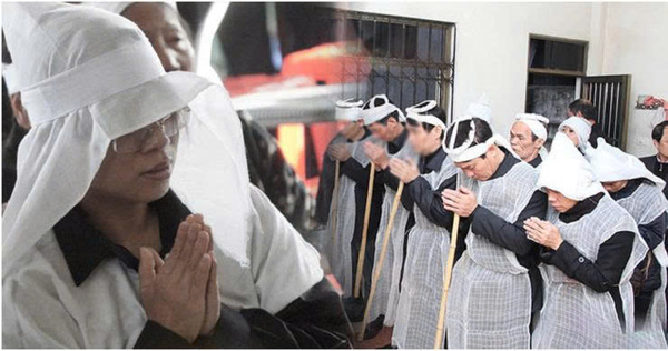 cha mẹ có được đưa tang con không