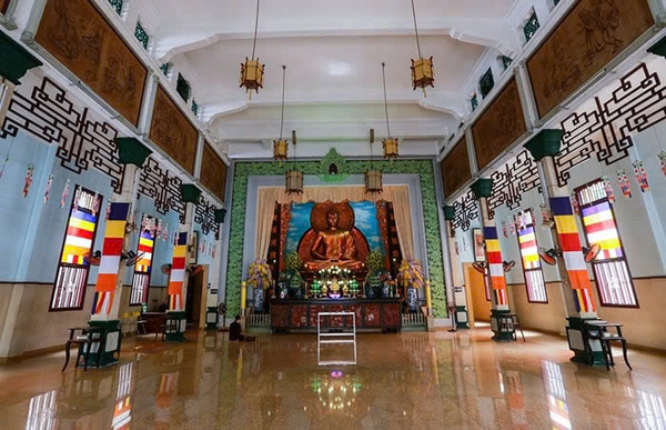 chùa xá lợi