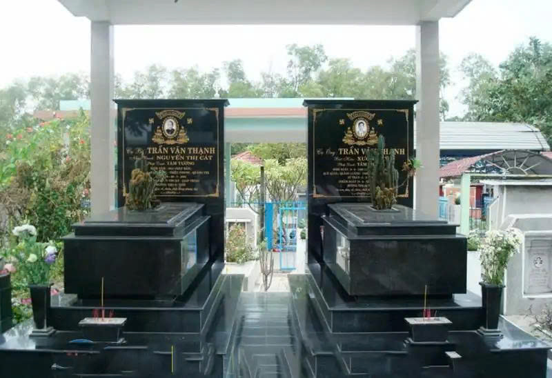 GIẢI ĐÁP TÂM LINH: CÓ NÊN ĐỂ ẢNH TRÊN BIA MỘ HAY KHÔNG?
