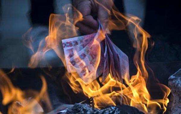 có nên đốt vàng mã không