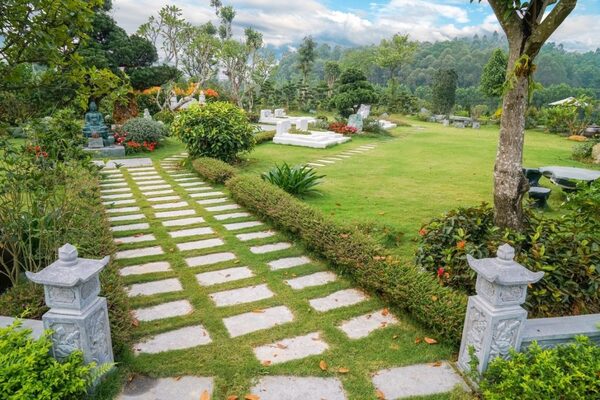 Có nên xây mộ chờ không