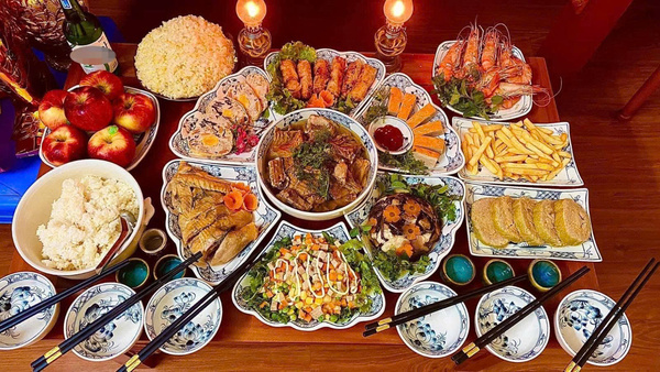 cúng cơm là gì