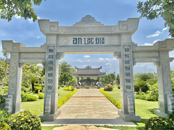 đất nghĩa trang gia tộc