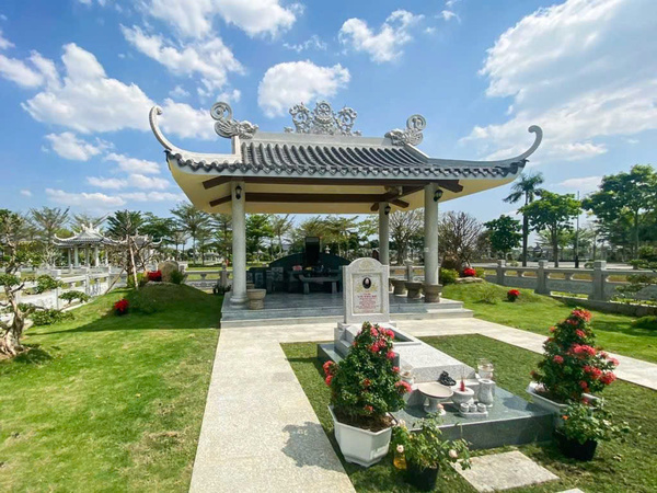 Khu mộ người Hoa