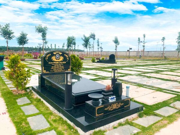 kích thước xây mộ ốp gạch