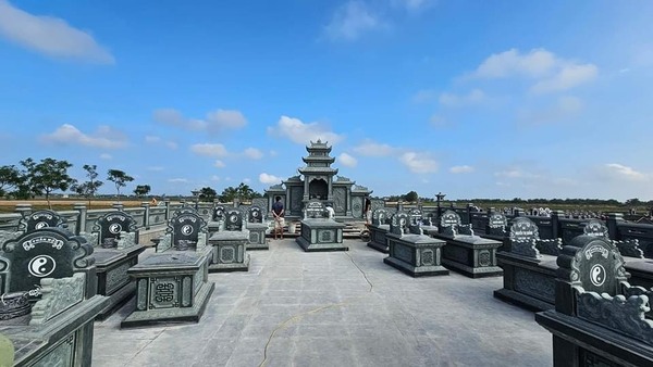 lăng mộ gia đình