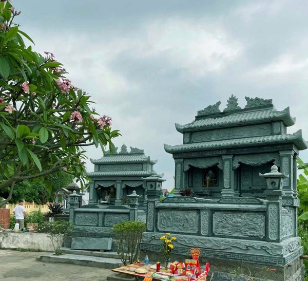 Mẫu mộ có mái che