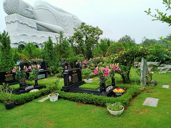 mua đất sinh phần cho cha mẹ