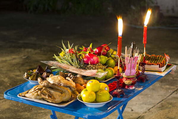 nghi thức cúng thí thực