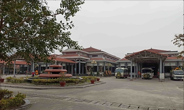 nhà quàn
