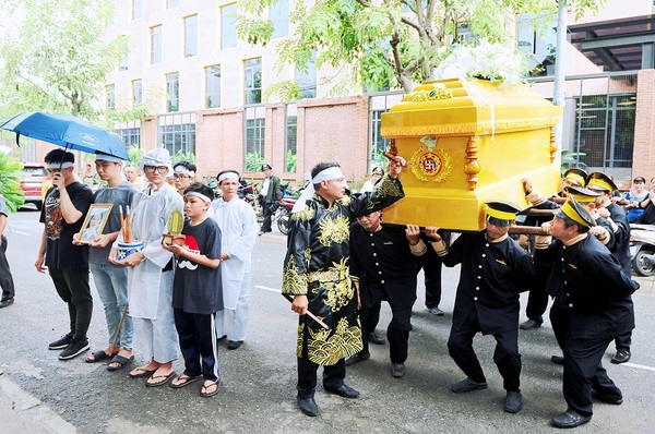 quan tài giá rẻ