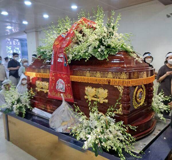 quan tài gỗ