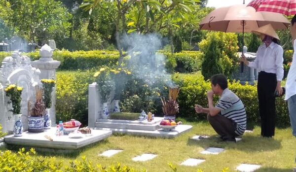 sắm lễ cúng xây mộ