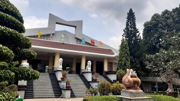 trung tâm hỏa táng bình hưng hòa