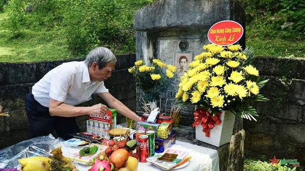 viếng mộ