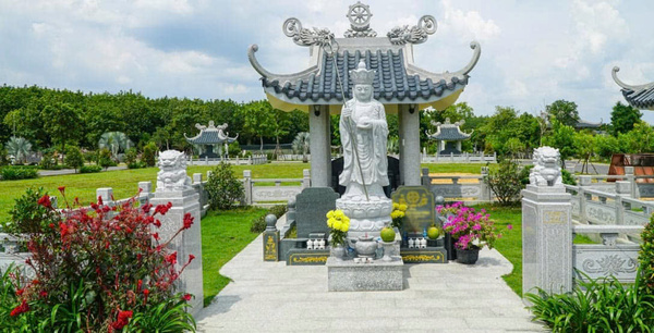 xây lăng mộ gia tộc