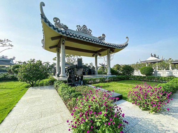 xây lăng mộ gia tộc