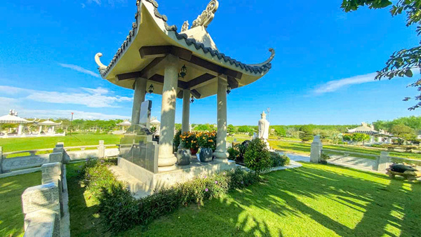 xây lăng mộ gia tộc