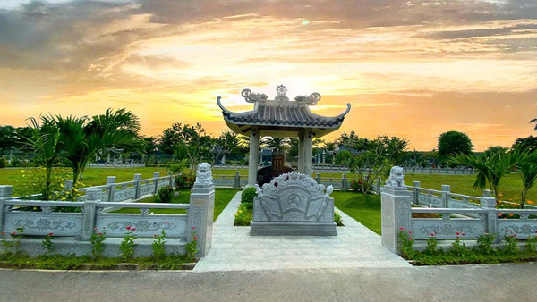 xây lăng mộ gia tộc