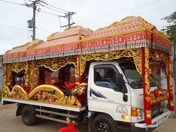xe đầu rồng,
