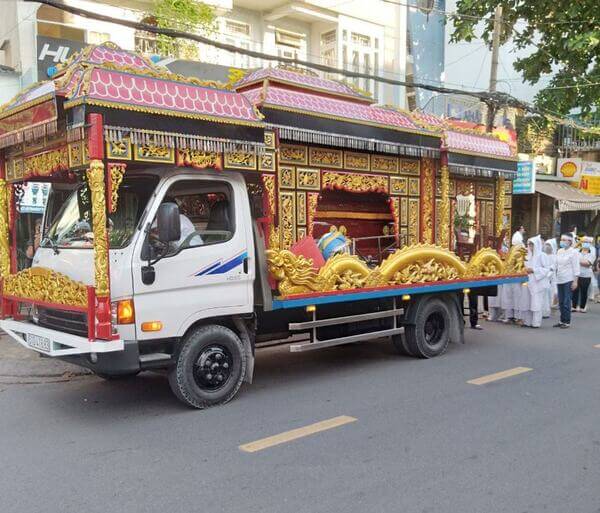 xe đầu rồng,