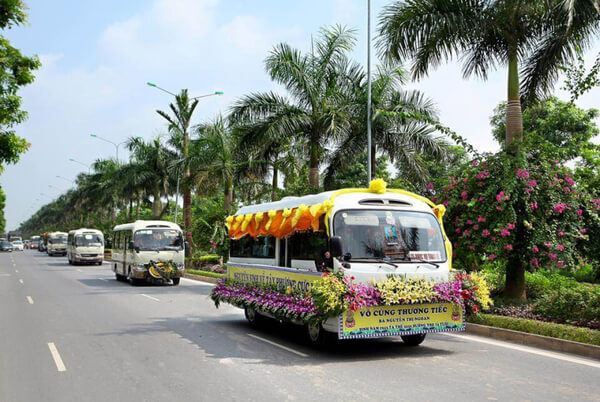 xe phục vụ tang lễ,